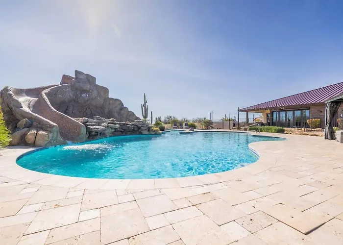 Hozho Main Estate Holiday home *