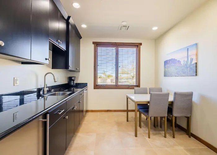 Hozho Main Estate Holiday home Scottsdale